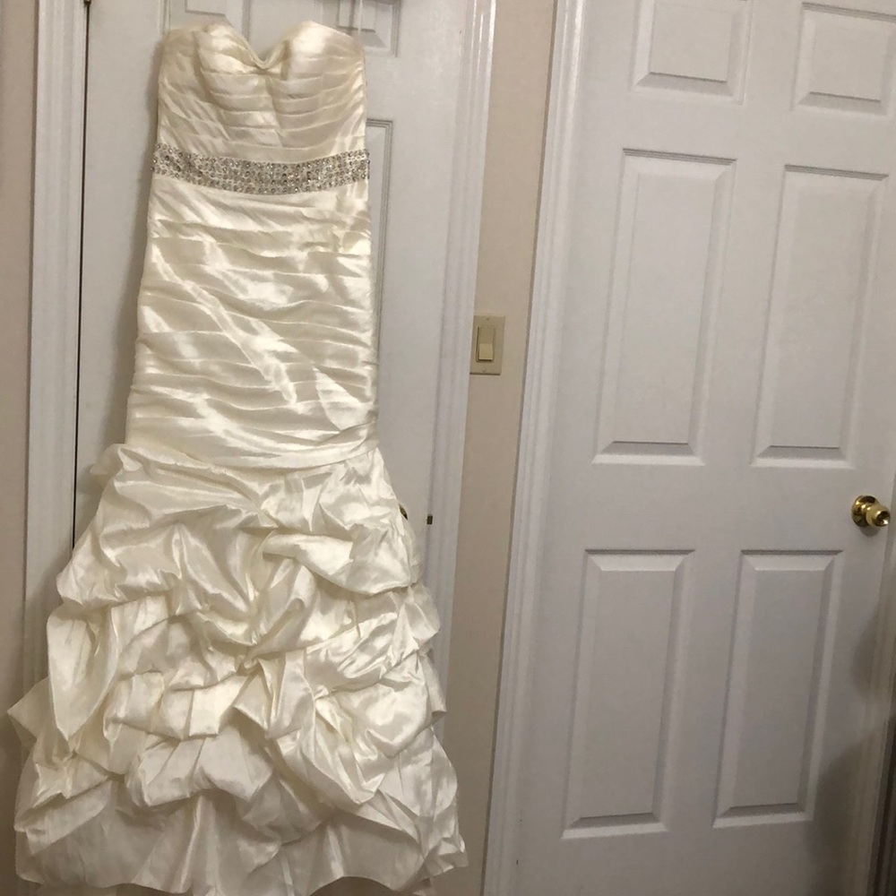 Cream coloured wedding dress